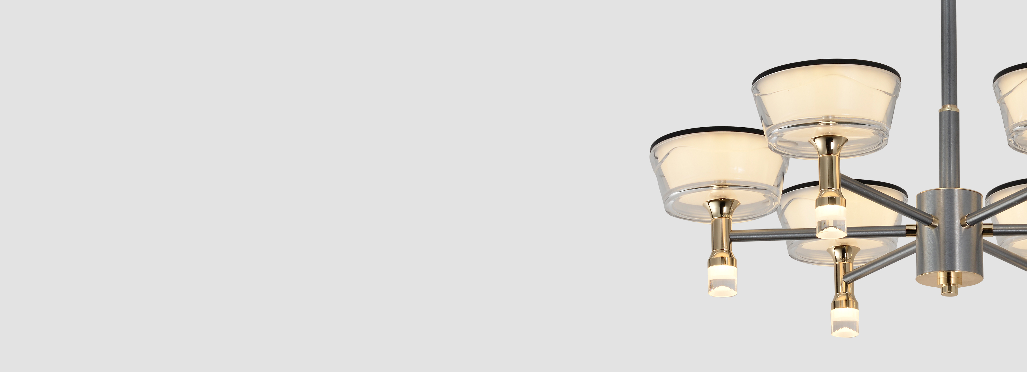 柔和光線
 優質玻璃燈罩，高透光率，出光...