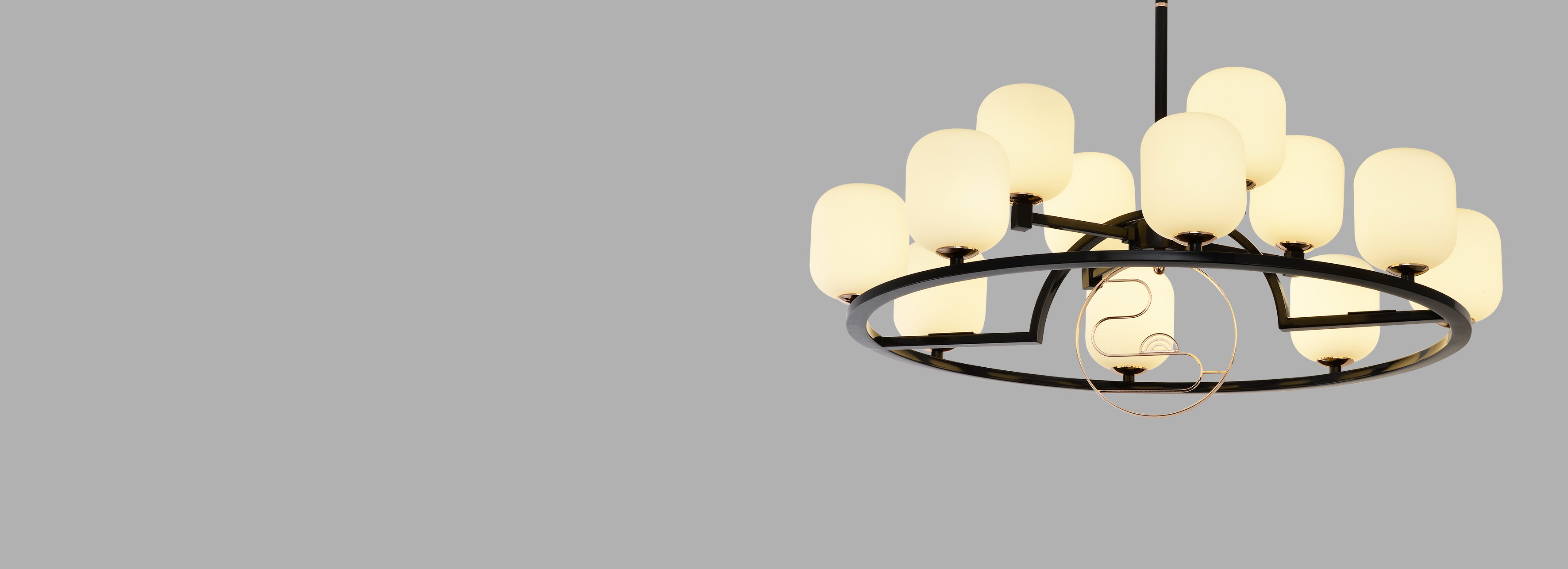 XDD94系列吊燈
 時光傾其所有，在屬...