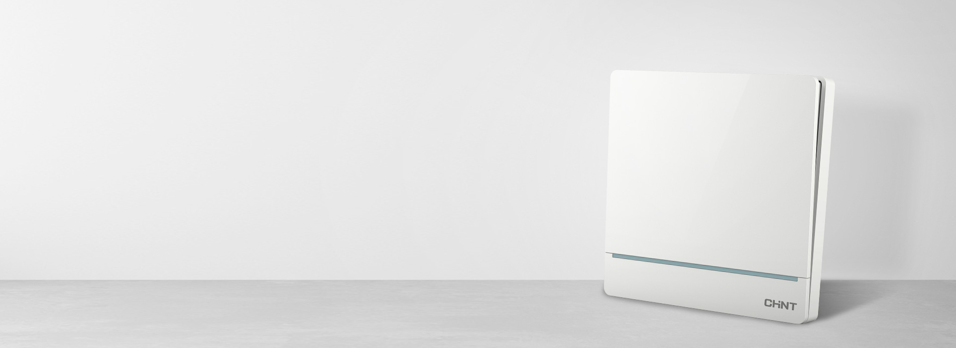 NEW2I 系列開關(guān)插座
 進(jìn)階，Tou...