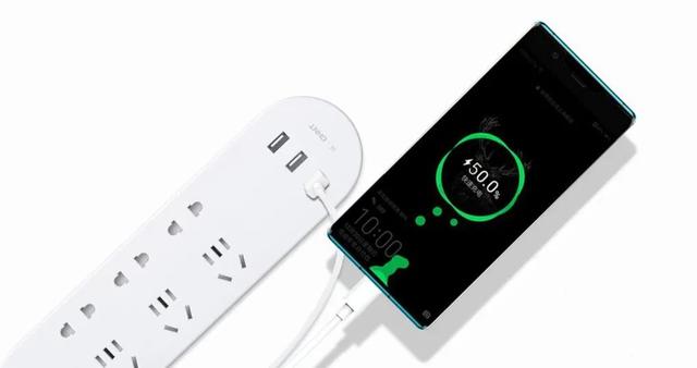 正泰智能快充插排評測 正泰智能快充插排評測