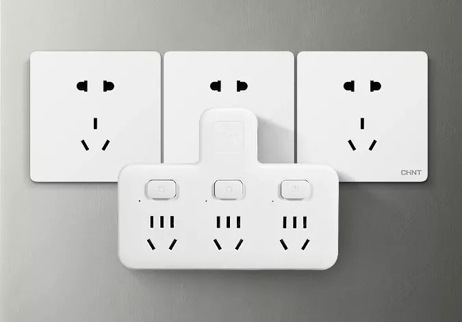 誰說不同場景要配不同插座？一個正泰插座轉換器就搞定