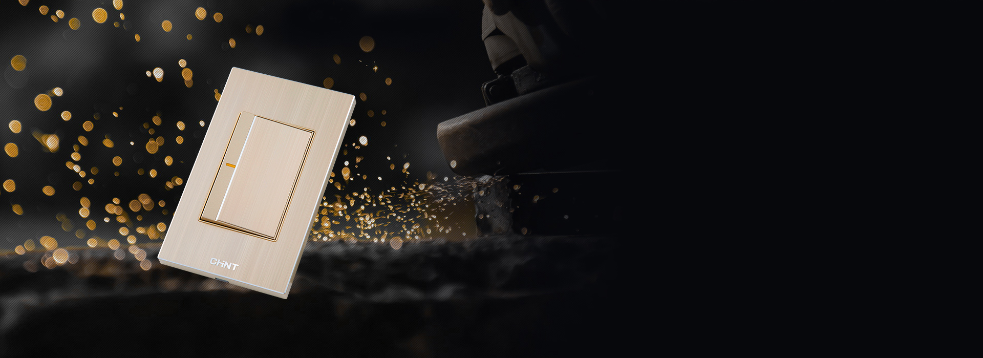 細(xì)膩優(yōu)雅，拉絲面板
 細(xì)膩的拉絲設(shè)計(jì)，優(yōu)...