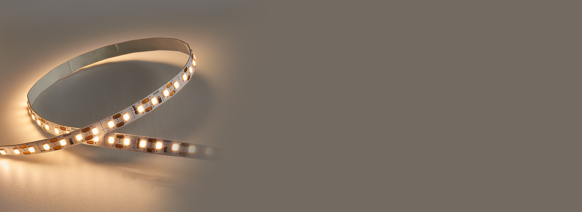 1000lm/m大光通
 120珠/m，...